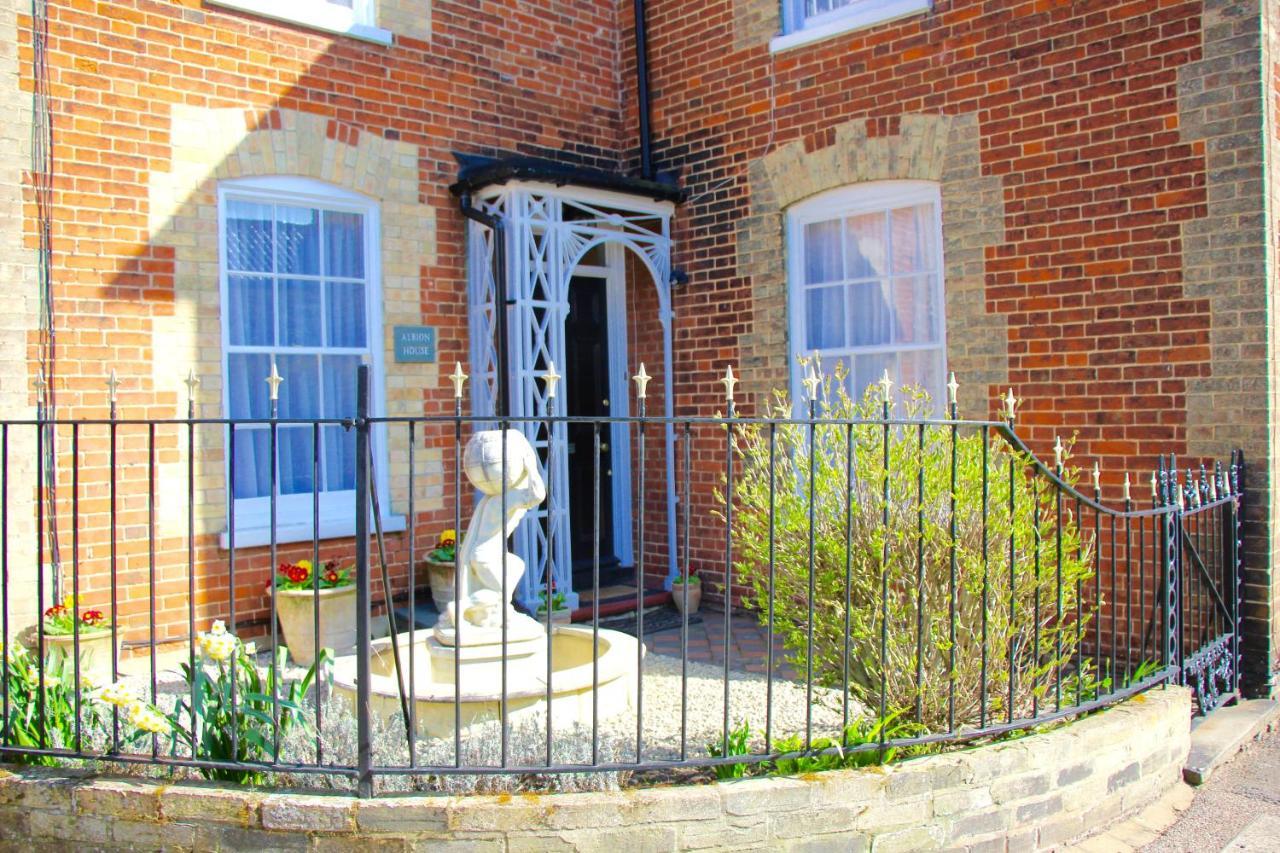 Seaside Luxury House On The Suffolk Coast Villa แซกส์มันดัม ภายนอก รูปภาพ